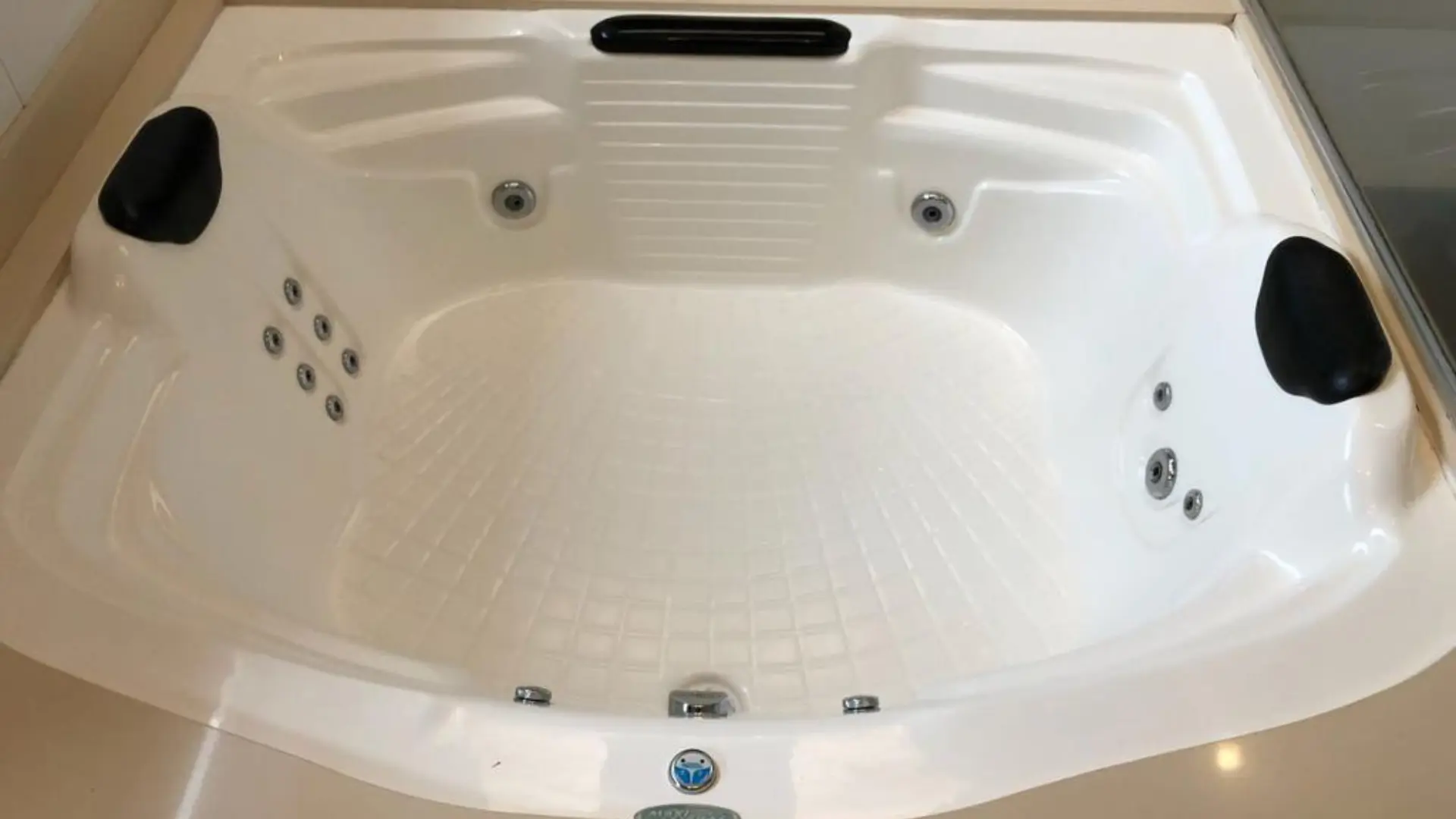 Banheira de hidromassagem Elite Dupla da Maxifibras, para 2 pessoas